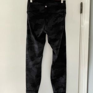 Lululemon Wunder Train